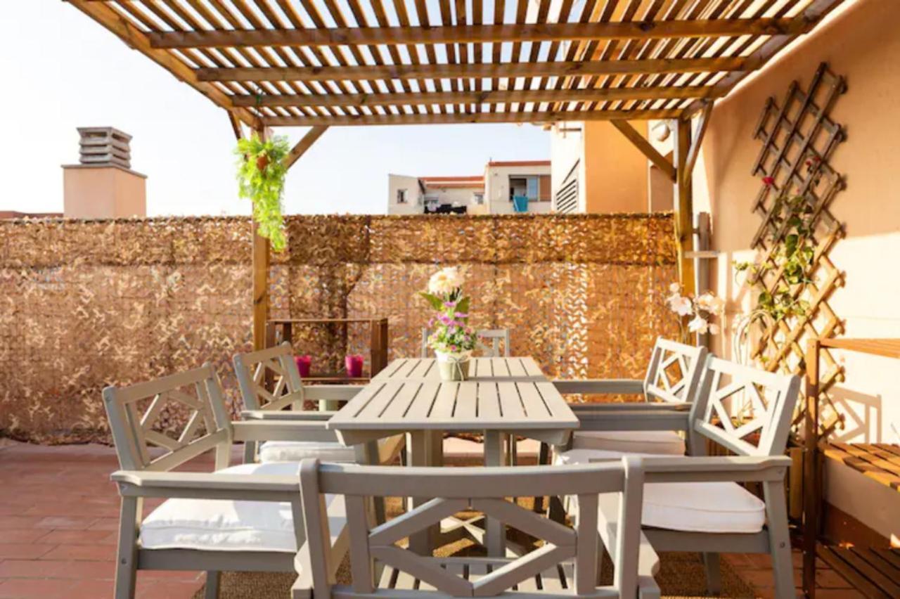 Apt.p/5 15min From Barcelona And Beaches W/terrace Апартаменты *